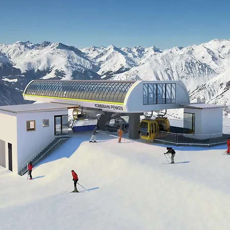 Appartement Cozy Near Area In Mayrhofen