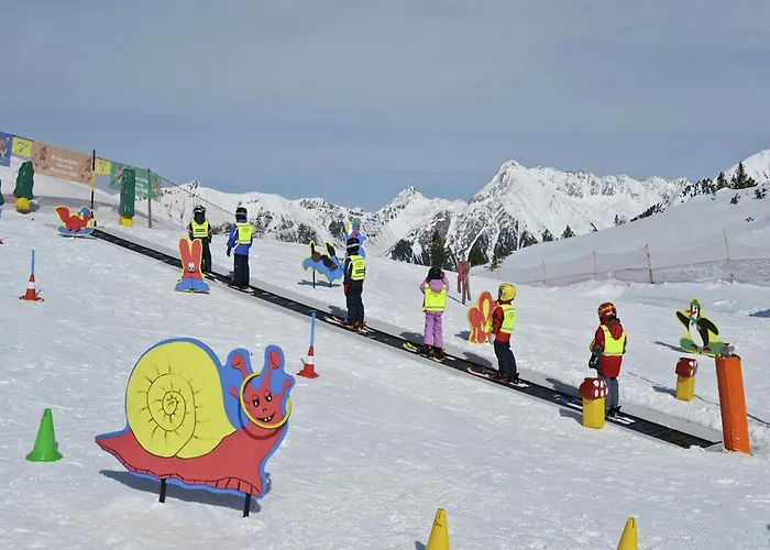 Cozy Near Area In Apartmán