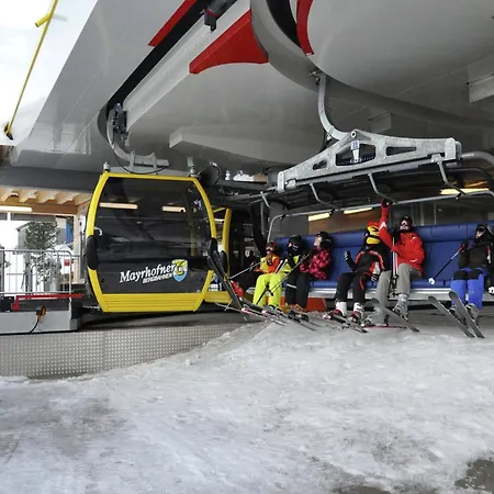 Cozy Near Area In Mayrhofen